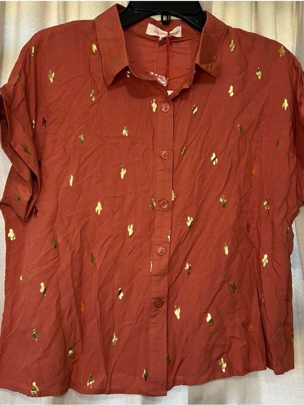 Women's Solitaire Gold Cactus Orange Short Sleeve Button Down Blouse